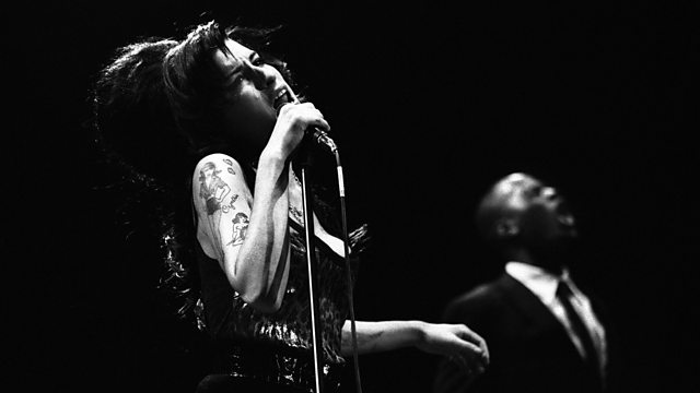 A Life in Ten Pictures - Amy Winehouse