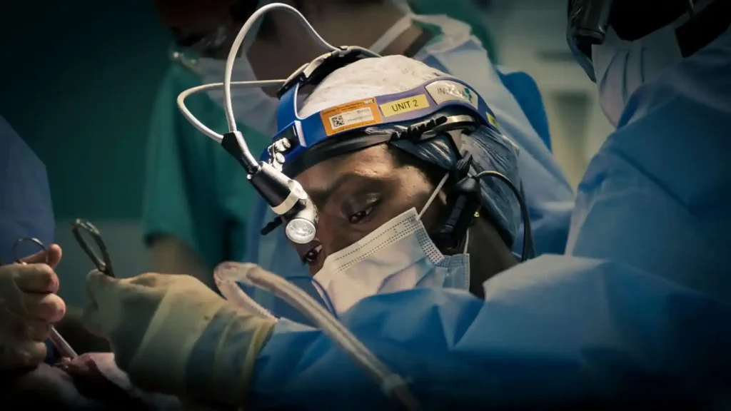 Surgeons At the Edge of Life episode 1